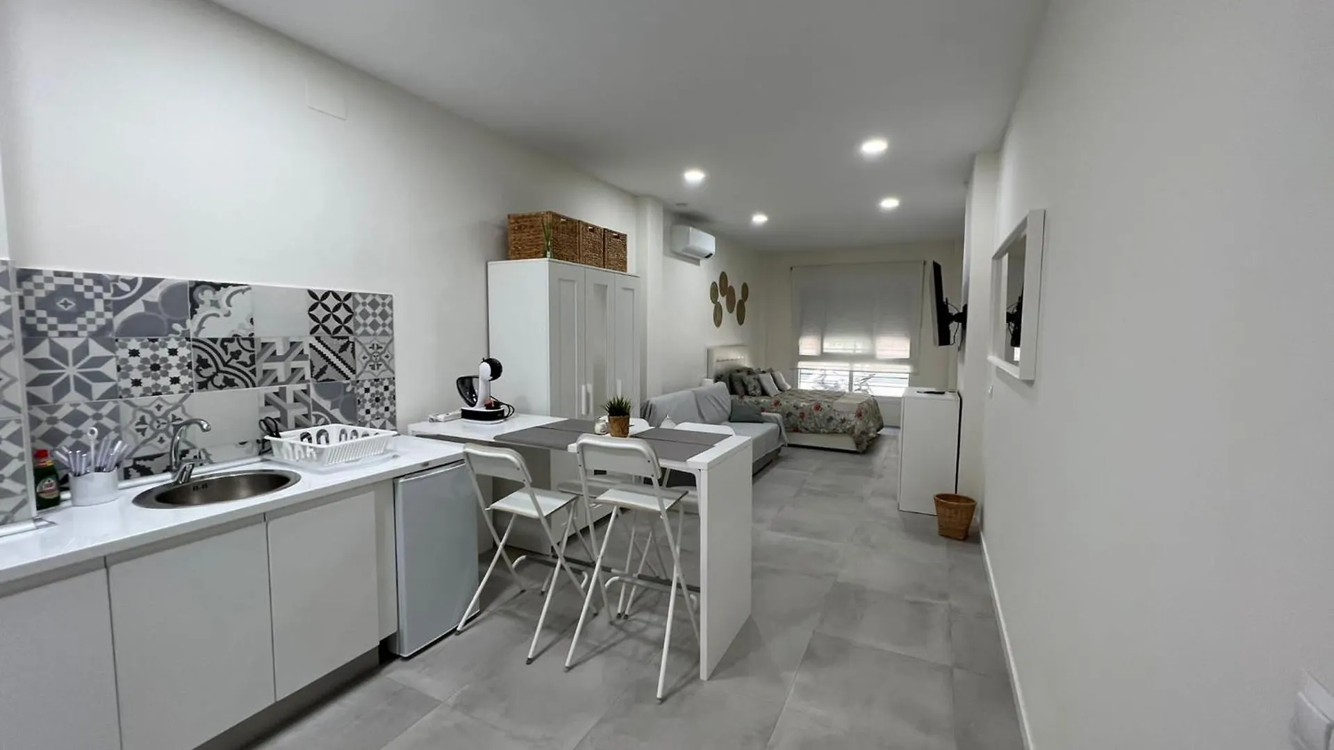 Apartment Malaga Centro Estudio Precioso 4